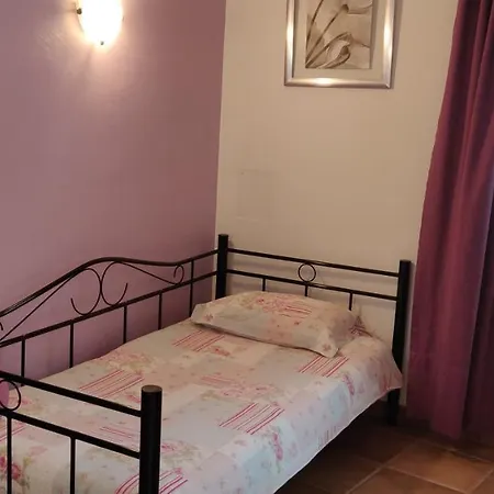 Les 2 Du Clos De La Vigne Montreuil (Pays de la Loire)