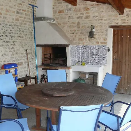 Du Clos De La Vigne *
